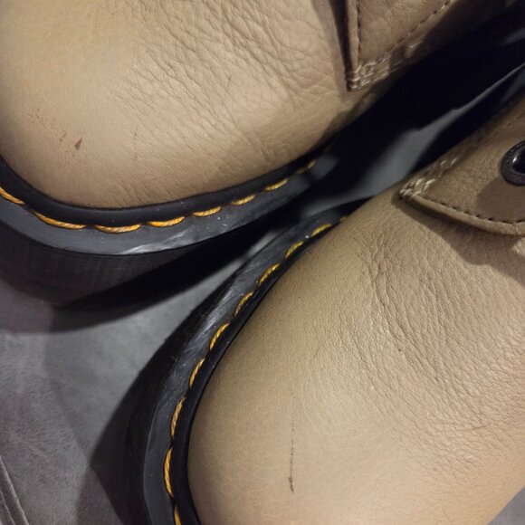 Dr. Martens 1460 Pascal Max Women's Leather Platform Boots Size 7US/38EU/5UK - Picture 2 of 7